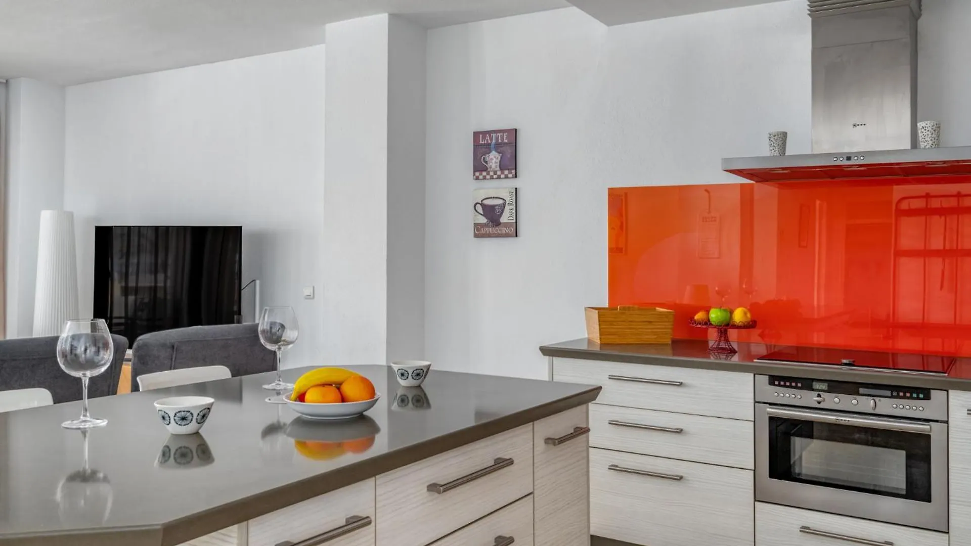 Apartment Puerto Paraiso III By Interhome Estepona
